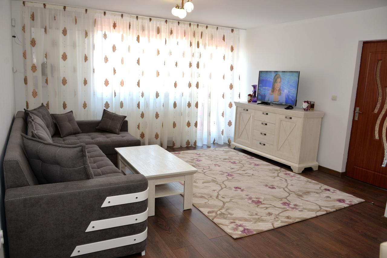 Apartament Rezidential - Alba Iuliaアパートメント エクステリア 写真