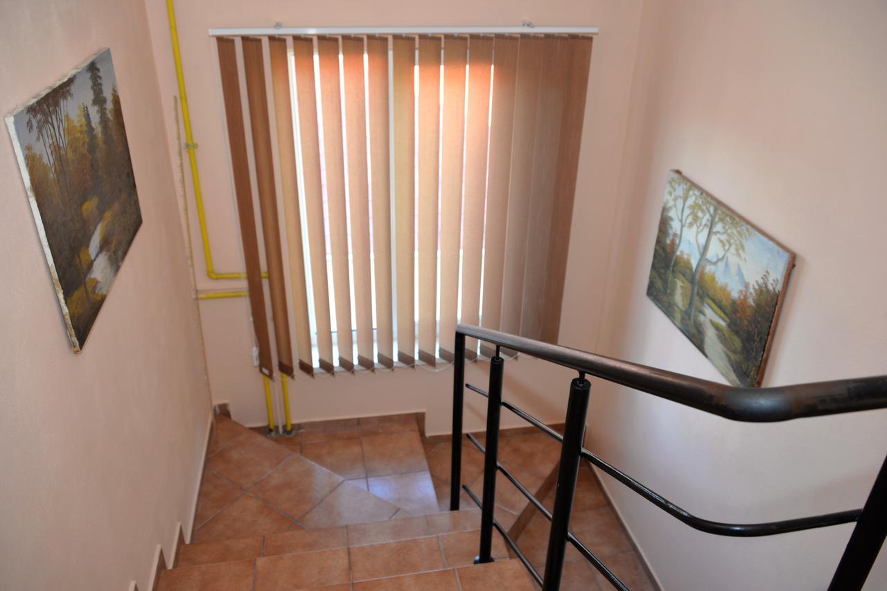 Apartament Rezidential - Alba Iuliaアパートメント エクステリア 写真