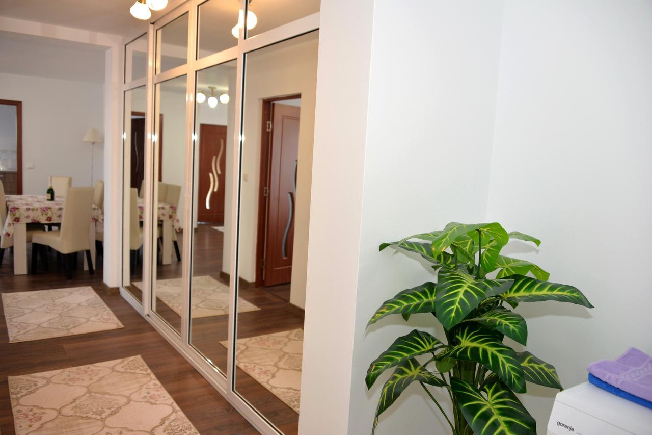 Apartament Rezidential - Alba Iuliaアパートメント エクステリア 写真